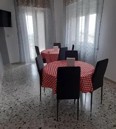 La Dimora Dei Musicisti Bed & Breakfast 3*