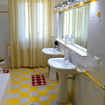 La Dimora Dei Musicisti Bed & Breakfast *